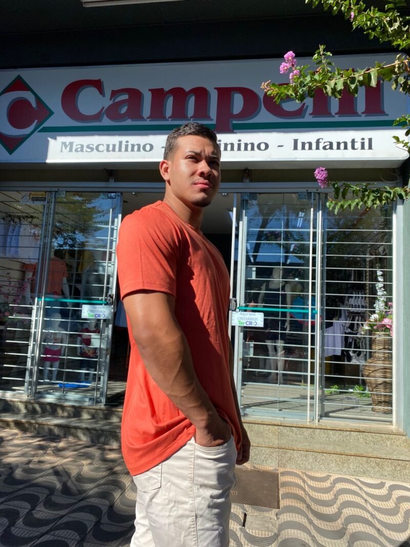 CAMISETA GOLA CARECA LISA SANGENNARO